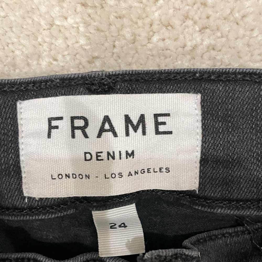 Frame jeans 24 In black